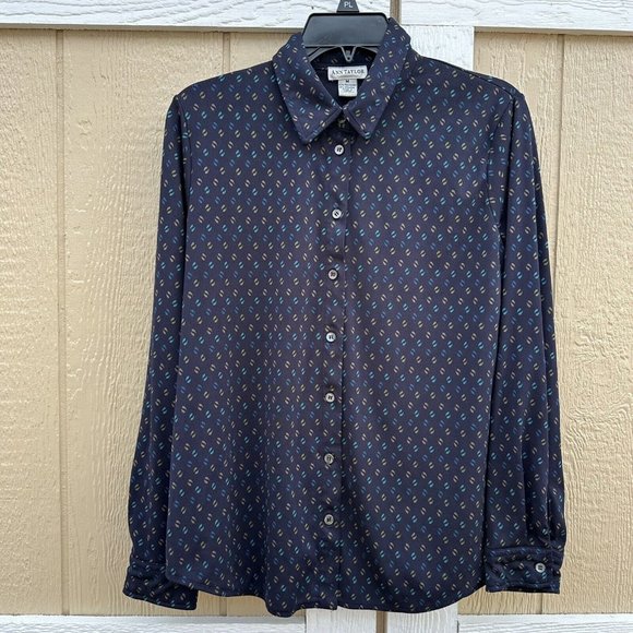 Vintage Ann Taylor Navy Blue Polyester Spandex Button Collar Shirt Size Medium - Picture 1 of 4